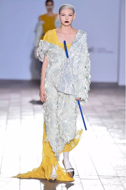 2017中央圣马丁服装毕业秀 探索时尚边界的自由与实验